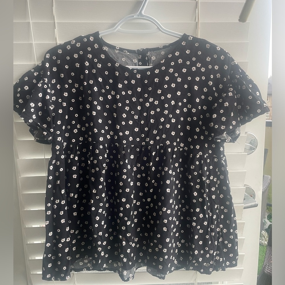 Daisy flower blouse